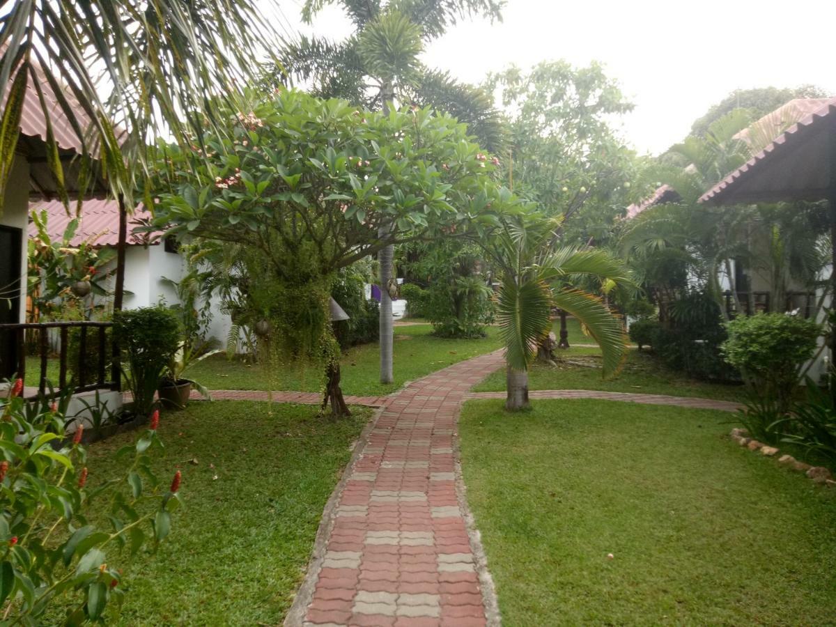 Bee Nat Garden Resort Bang Rak Beach  Extérieur photo